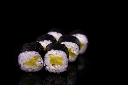 Маки Такуан