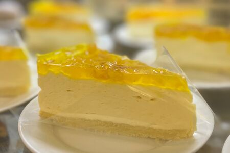 Чизкейк с персиком