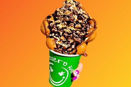 Гонконгская вафля Сникерс