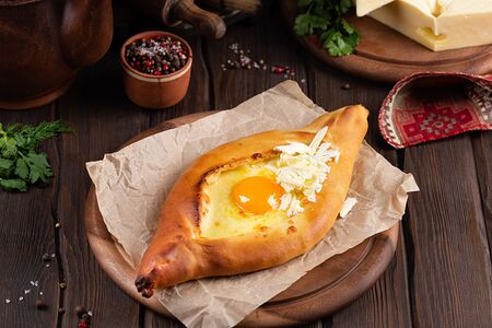 Хачапури по-аджарски