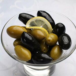 Оливки зеленые