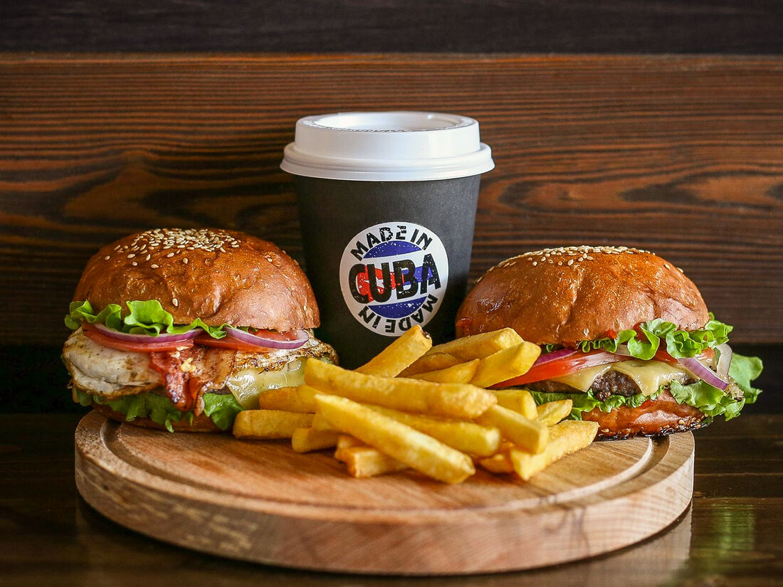 Coffee & Burger Cuba