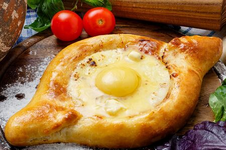 Хачапури по-аджарски