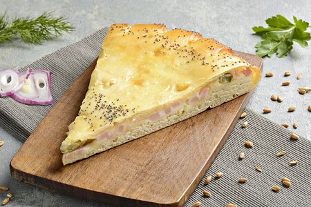 Пирог с ветчиной