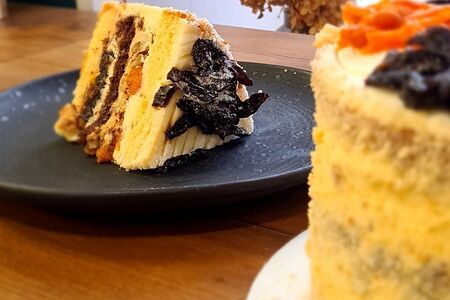 Торт Чернослив крем-чиз