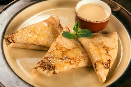 Блинчики со сгущенкой