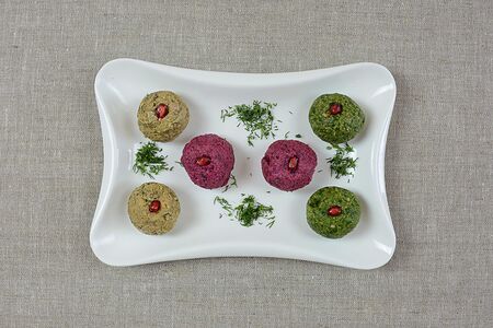 Шарики Пхалеули