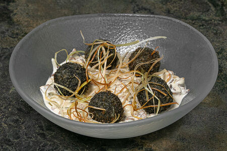 Говядина а-ля Строганов с хрустящим пюре