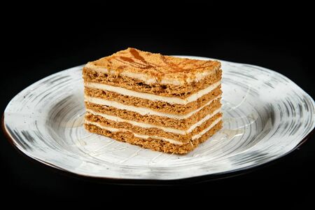 Торт Медовик