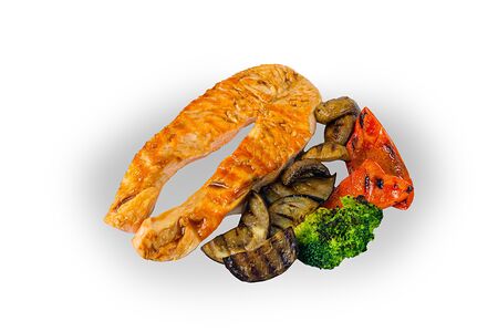 Стейк из семги с овощами