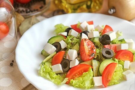 Салат греческий