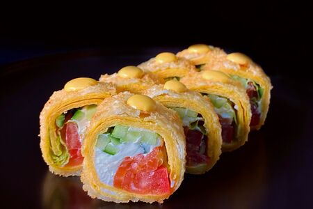 Тортилья темпура с лососем