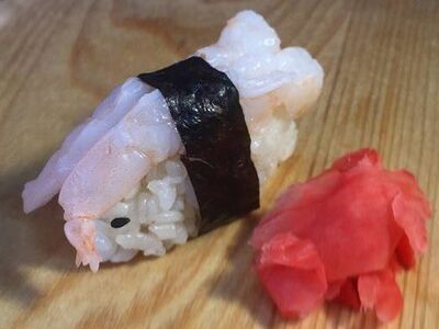 Суши креветка