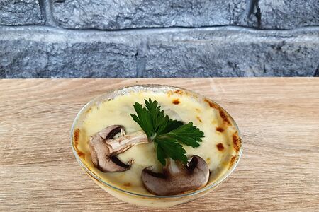 Жюльен с курицей и грибами