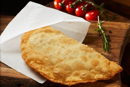 Чебурек с мясом