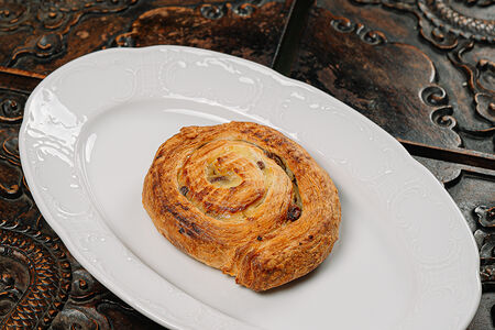 Улитка с изюмом