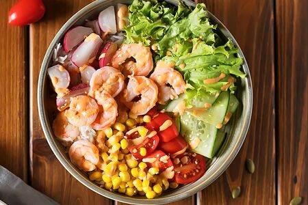 Боул с креветкой в соусе том ям