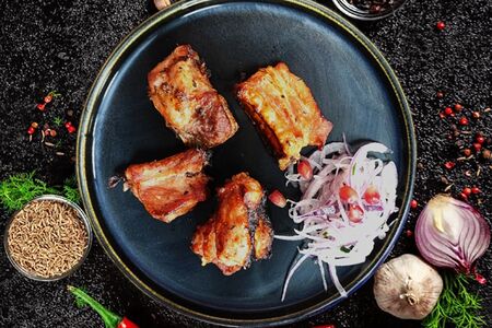 Шашлык из свиных ребер