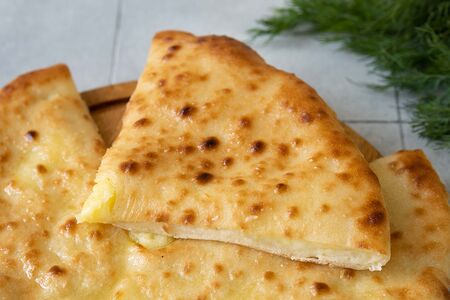 Осетинский пирог с картофелем и сыром