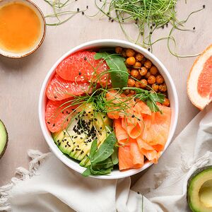 Սաղմոնով և սիսեռով բոուլ