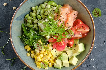 Поке с лососем