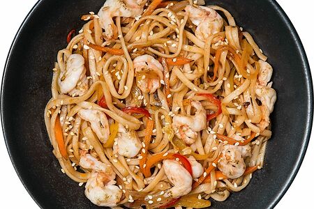 Рамен с креветками в соусе терияки