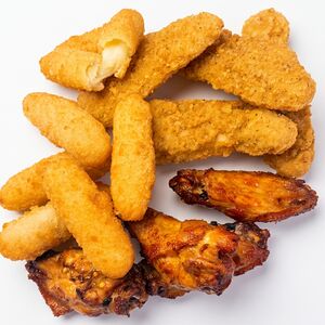 Комбо Сырные палочки, стрипсы, крылья