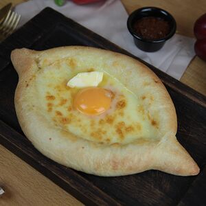 Хачапури по-аджарски с Тархуном 