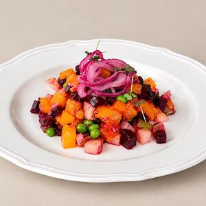 Винегрет с копченой свеклой и тыквой 