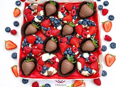 Пончики Berry Mix L