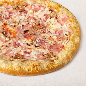 25см Мясная с грибами пицца американская