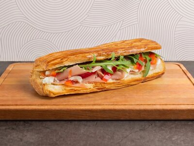Сэндвич с мортаделлой и трюфельным кремом