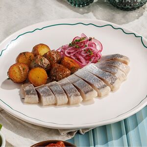 Сельдь с беби картофелем