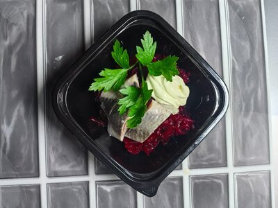 Салат из свеклы с сельдью