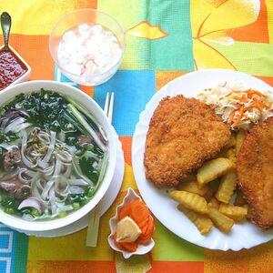 Фо Бо и Курица в кляре с гарниром