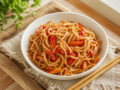 Лапша с креветкой острая
