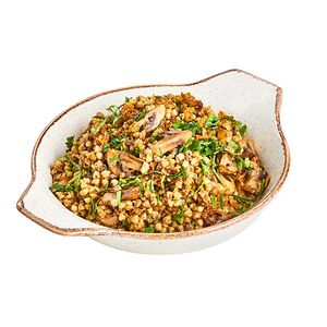 Зеленая гречка с грибами