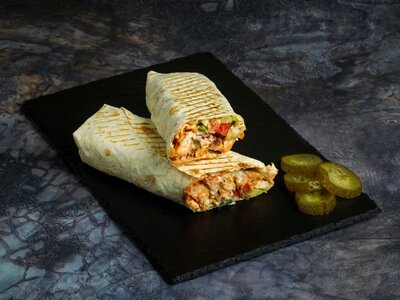 Шаурма Классическая с курицей в тандырном лаваше