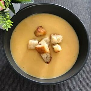 Крем суп сырный с курицей