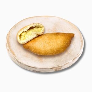 Пирожок жареный с картошкой