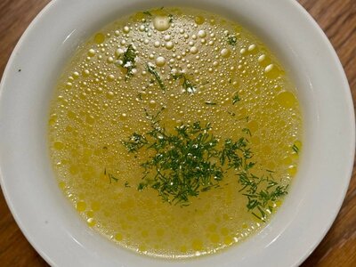 Куриный бульон с вермишелью 