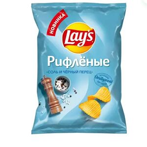 Чипсы Lays Соль и чёрный перец рифленые