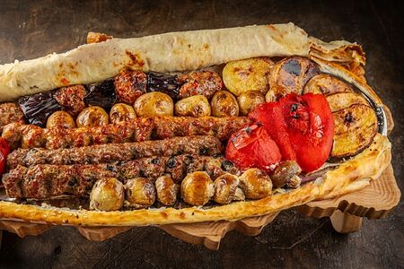 Ассорти Люля-Кебаб в хлебном коконе