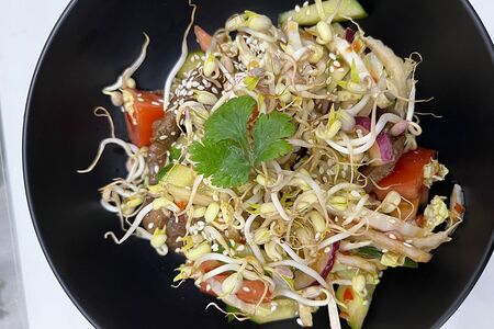 Салат с говядиной