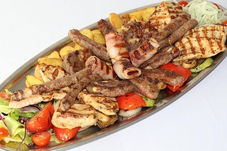 Месо плато балкан грил