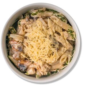 Пенне с курицей