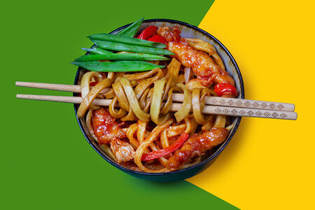 Свинина кисло-сладкая с раменом