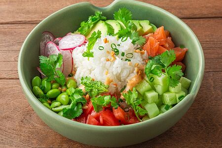 Поке с лососем