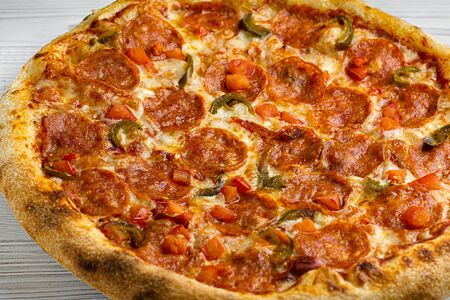 Пепперони и грибы