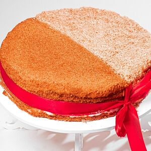 Половинки Наполеон и Медовик по-домашнему